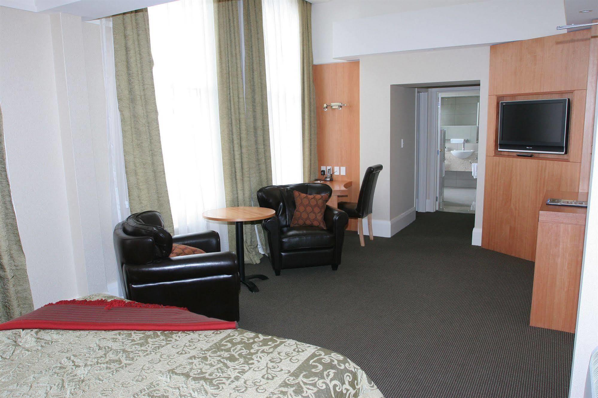 Brydone Hotel